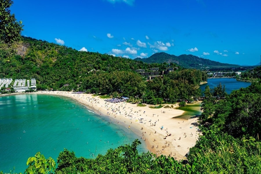 Nai Harn Beach